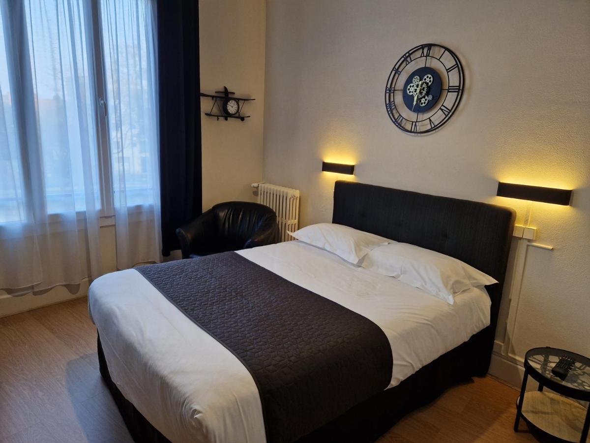 Hotel Le Splendid Троа Екстериор снимка